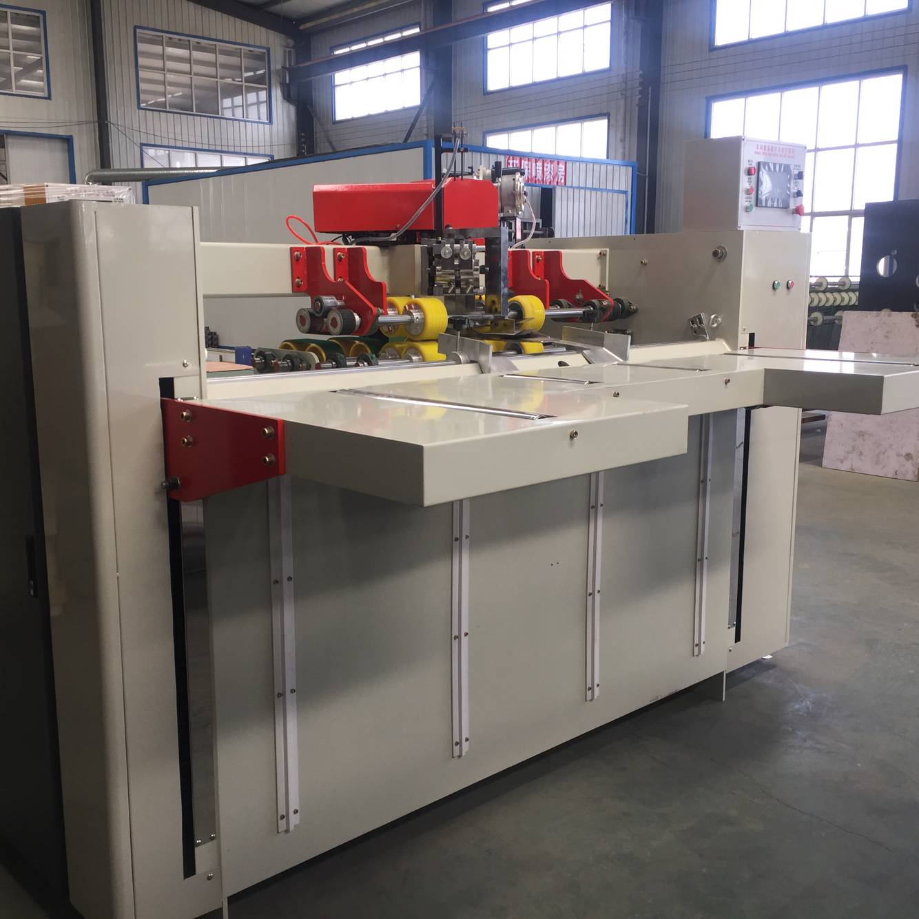Corrugated cardboard machine semi-automatic double pieces of nailing machine